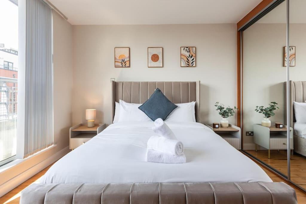 Modern Penthouse Apartment 2 Bed, 2 Bath Sleeps 6 City Centre Belfast Zewnętrze zdjęcie