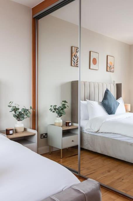 Modern Penthouse Apartment 2 Bed, 2 Bath Sleeps 6 City Centre Belfast Zewnętrze zdjęcie