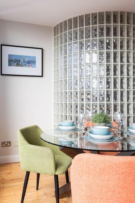 Modern Penthouse Apartment 2 Bed, 2 Bath Sleeps 6 City Centre Belfast Zewnętrze zdjęcie