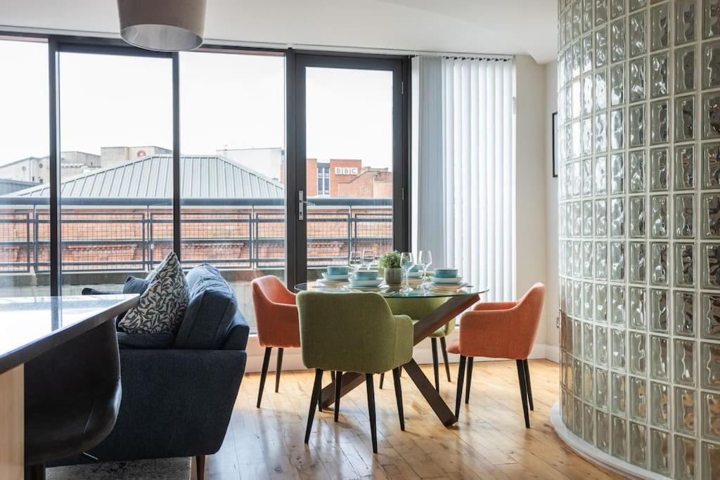 Modern Penthouse Apartment 2 Bed, 2 Bath Sleeps 6 City Centre Belfast Zewnętrze zdjęcie